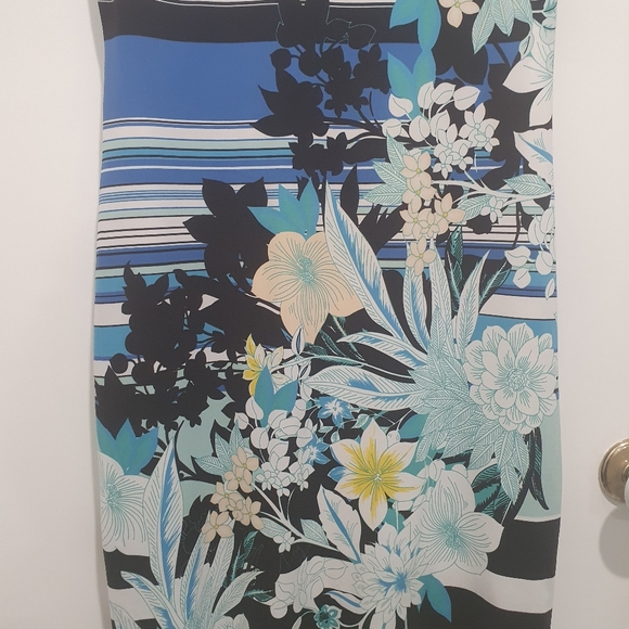 Queenspark size small sleeveless stretch dress - Coastal vibe print - Picture 3 of 6